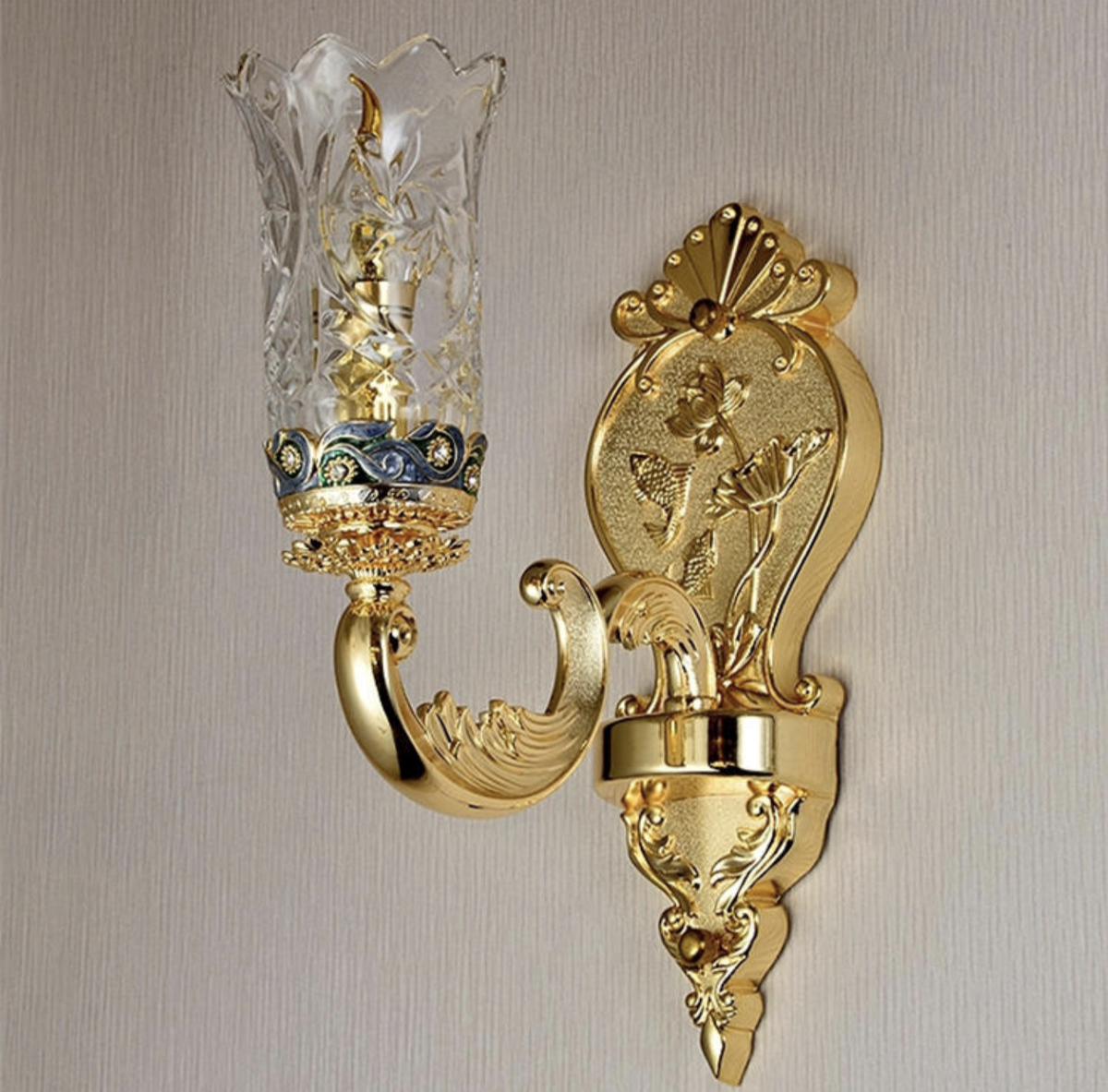 Drewett Gold Premium Wall Lamp - Reflect Lighting