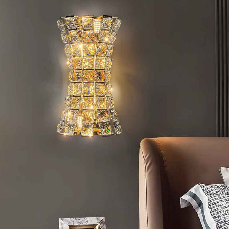 Cascante Furey Wall Lamp- Gold/Chrome