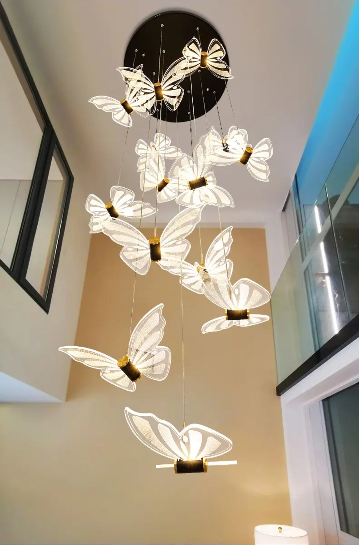 Jazmari Davina Black & Gold Staircase Light