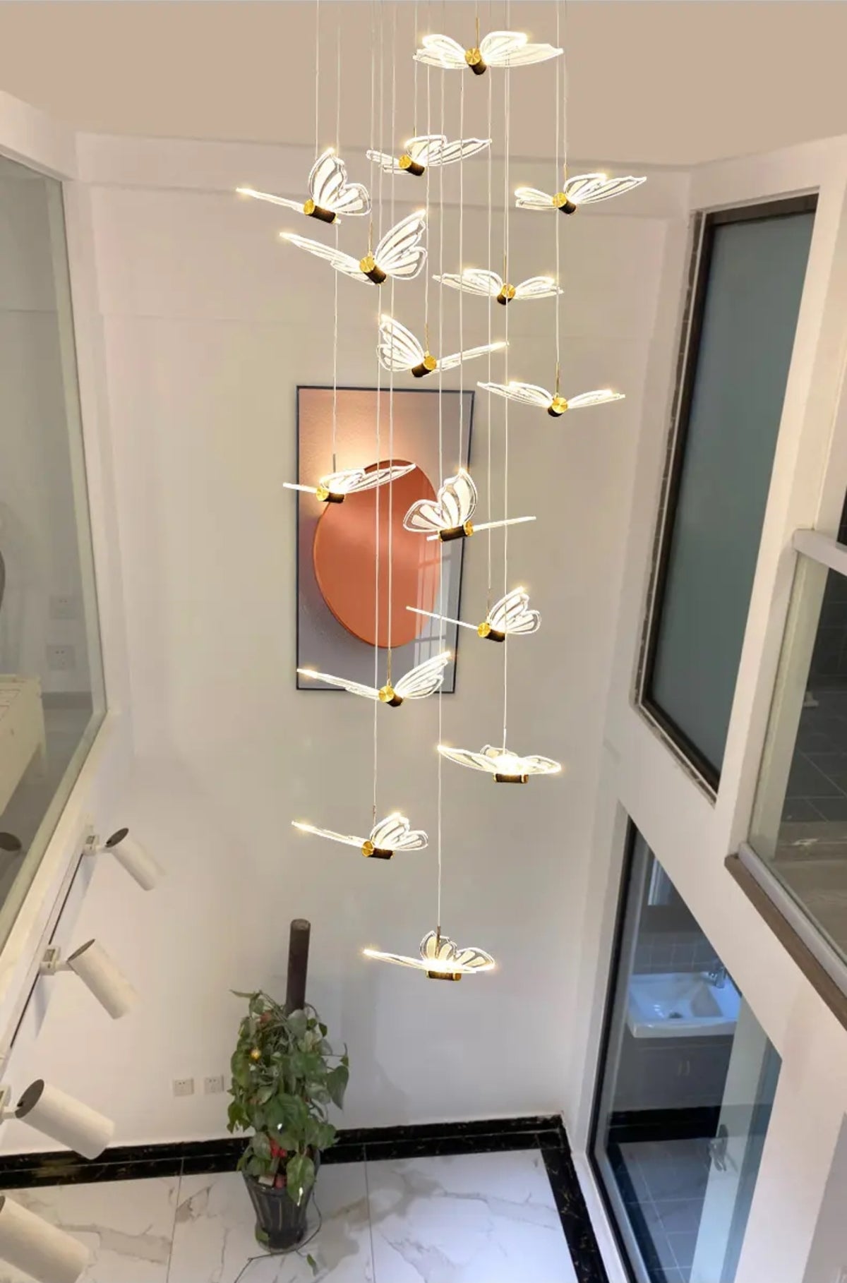 Jazmari Davina Black & Gold Staircase Light