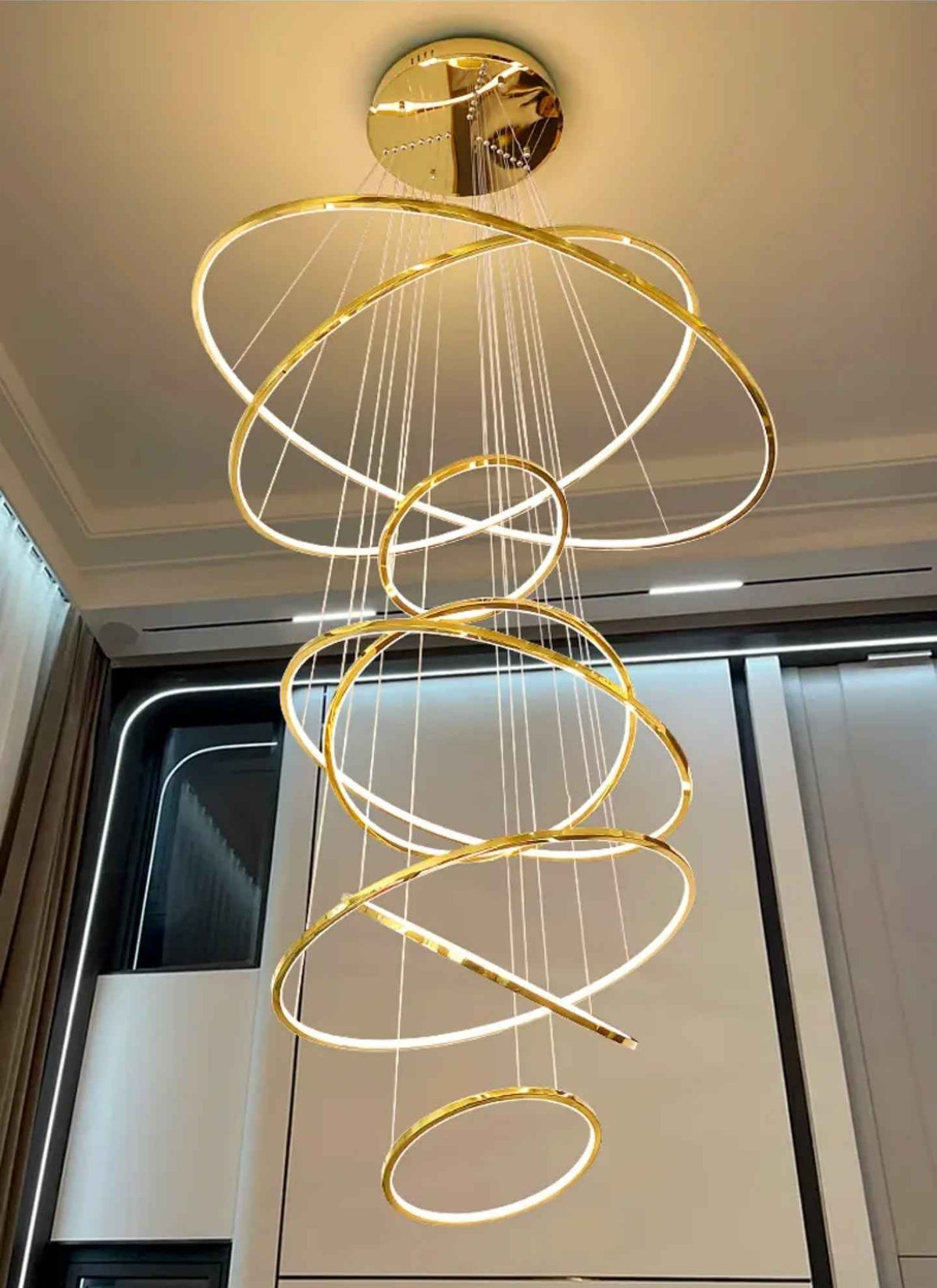 Backman Morandi Gold Ring Chandelier
