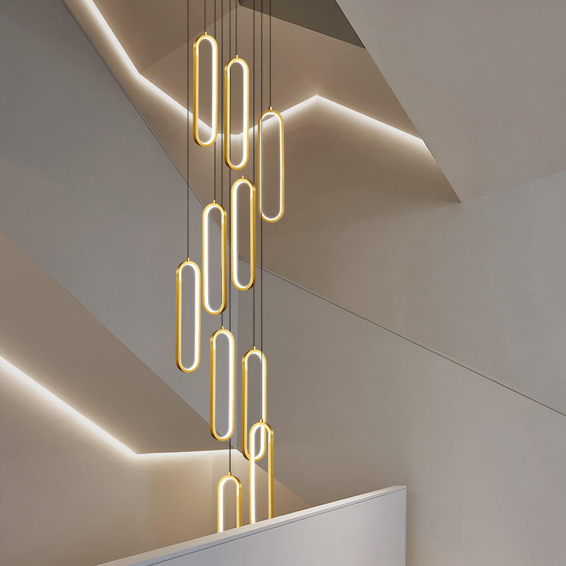 Verbrande Luebbert Gold & Black Stiarcase Chandelier