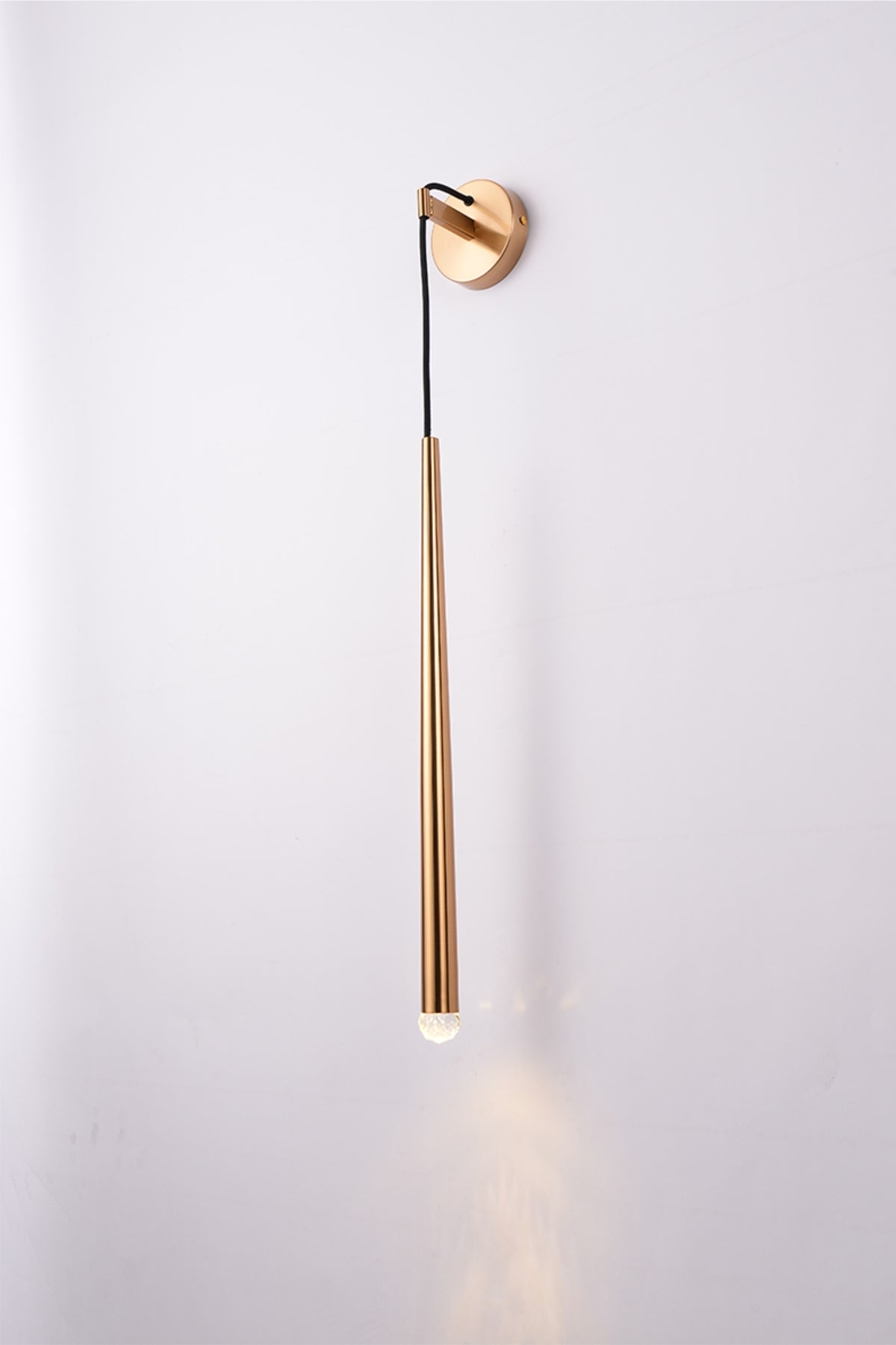 Spatulate Diamond Wall Lamp - Reflect Lighting